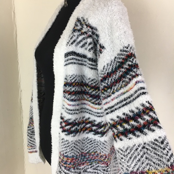 CARDIGAN OPEN FRONT AZTEC PRINT SIZE SMALL - Picture 9 of 15